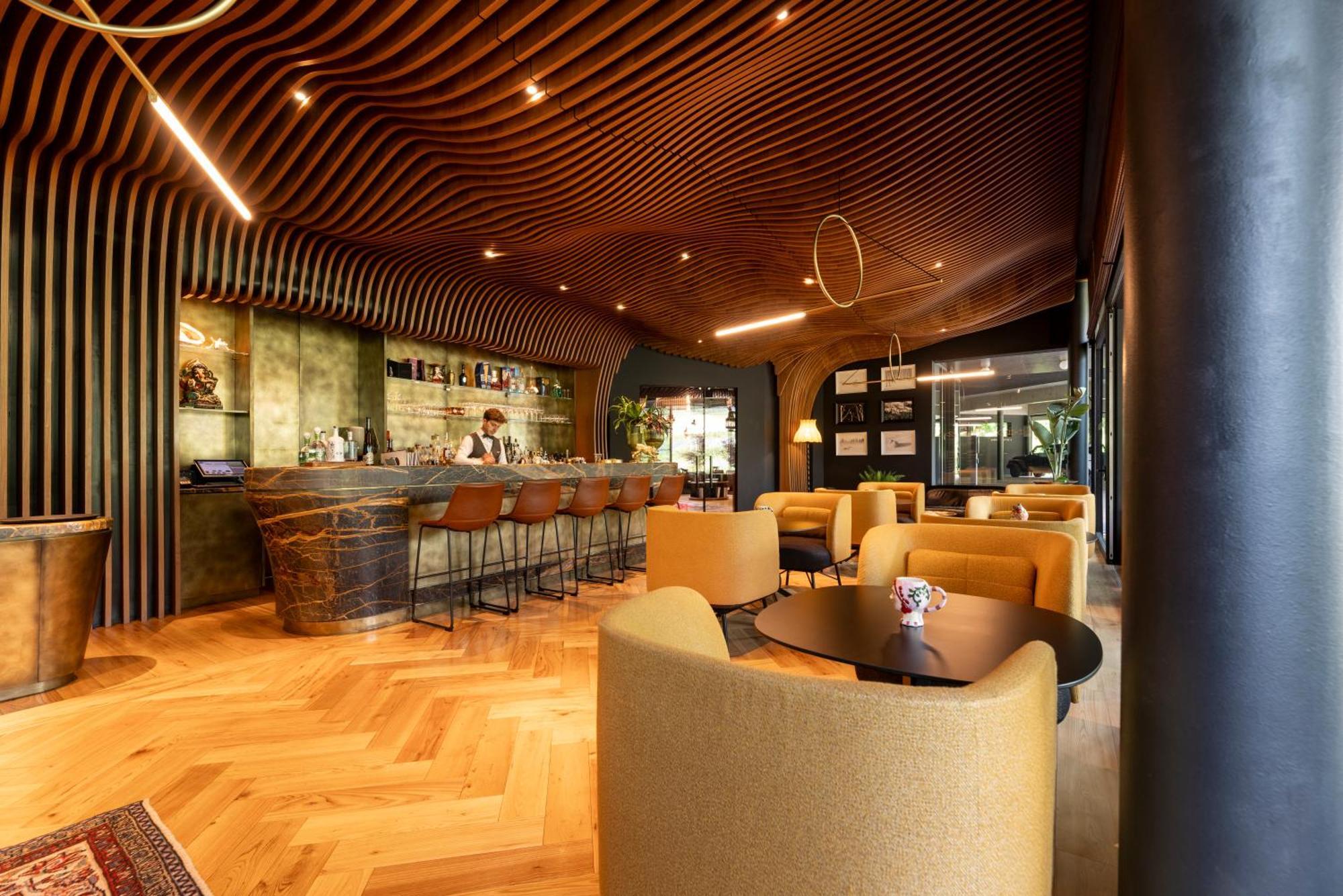 Manna Resort 몬타냐 외부 사진